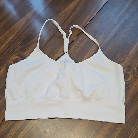 Pro Fit Sports Bra - Picture 1 of 6